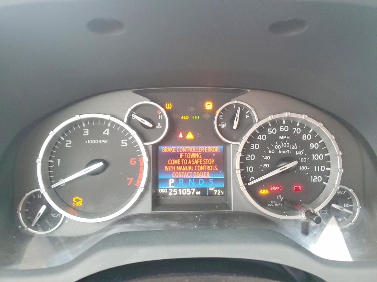 2016 Toyota Tundra SR5