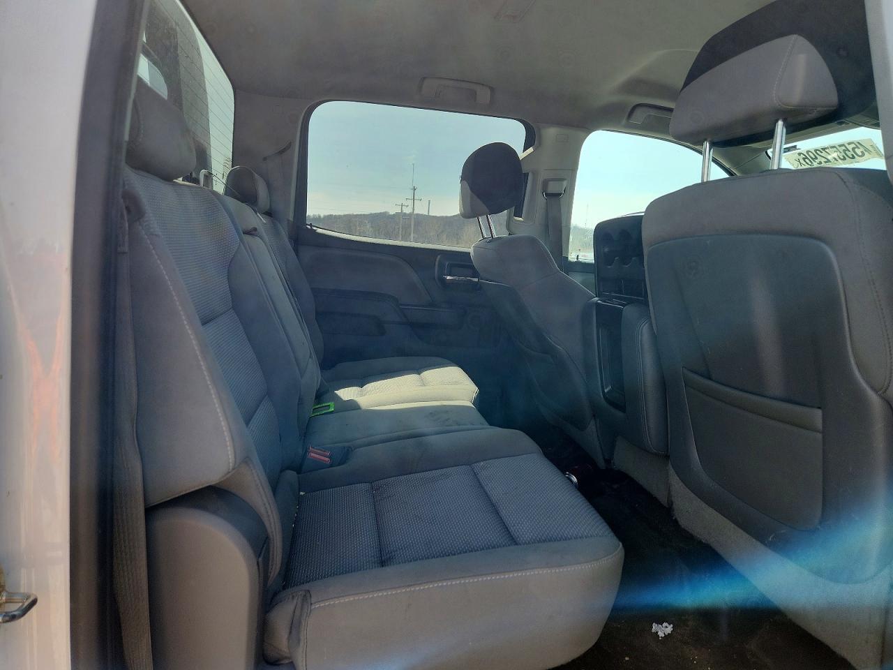 2015 Chevrolet Silverado K2500 Flatbed Truck