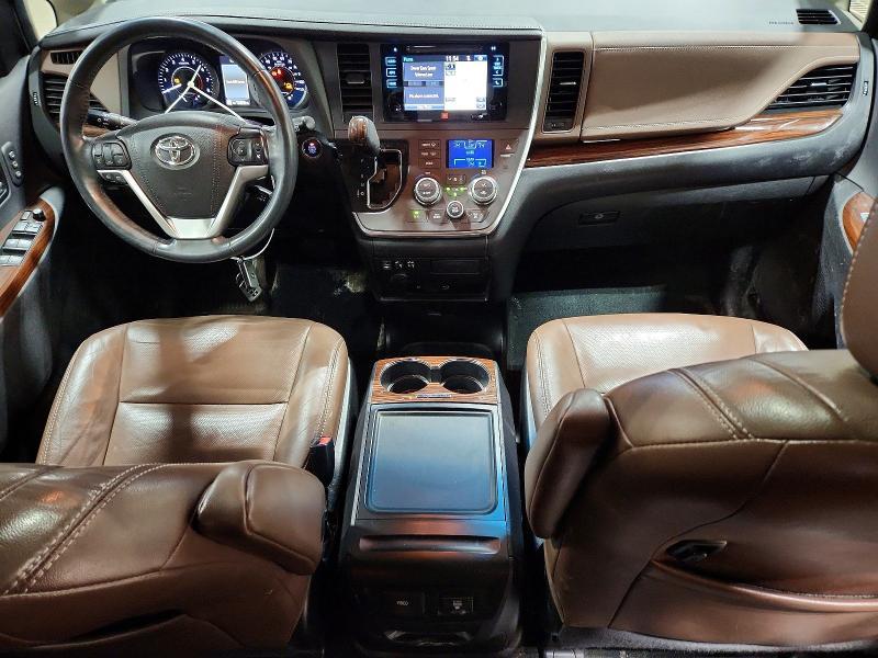 2015 Toyota Sienna Limited Premium 7-passenger