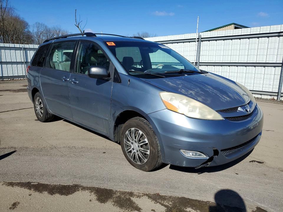2007 Toyota Sienna ce 7-passenger