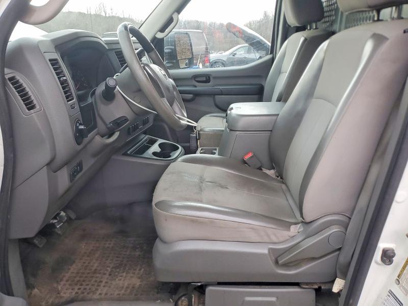 2013 Nissan NV 2500 HD S