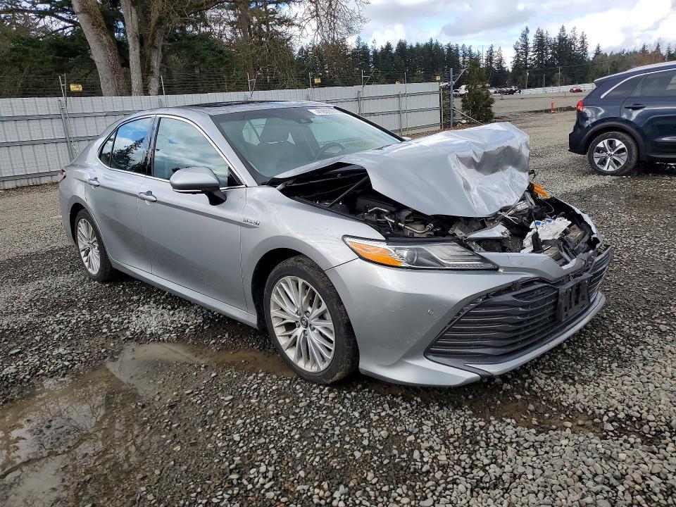 2018 Toyota Camry Hybrid xle