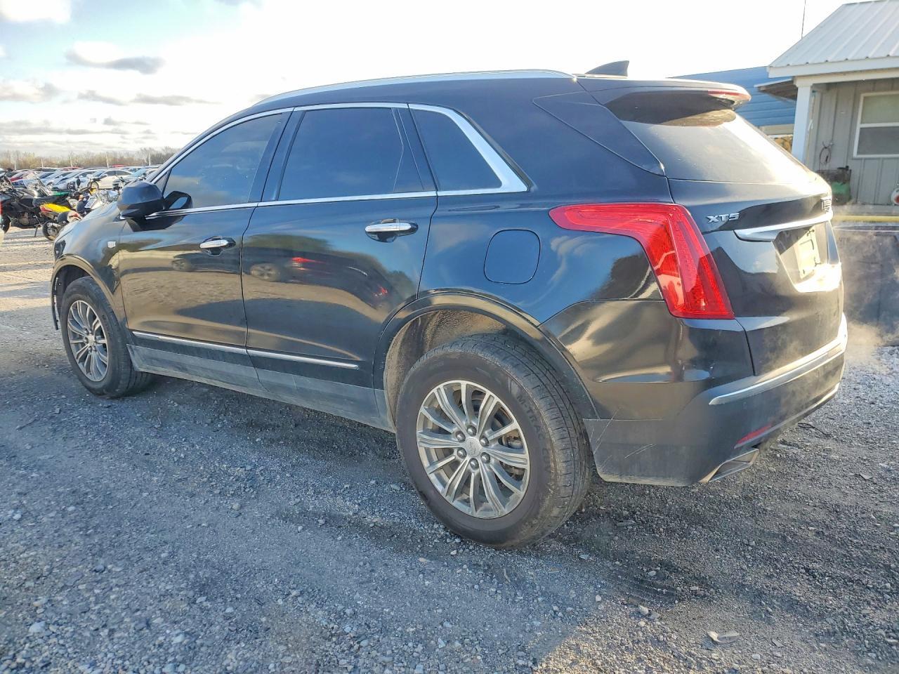 2017 Cadillac XT5 Luxury