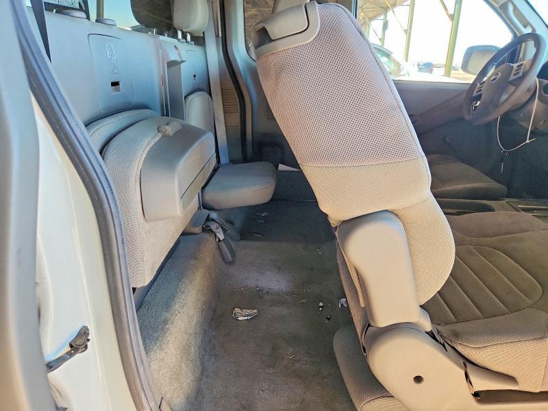 2014 Nissan Frontier S