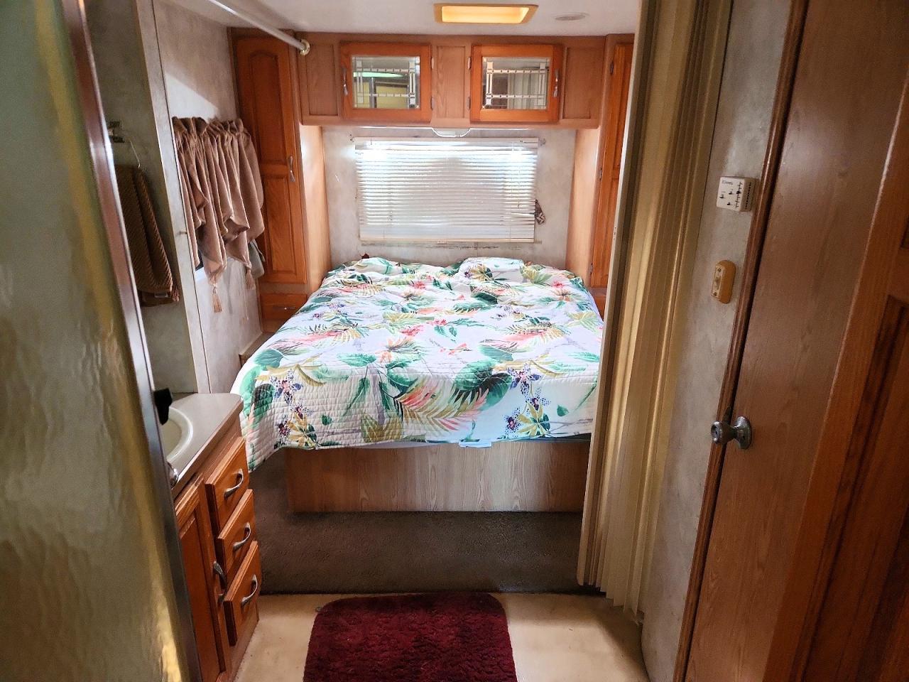 2002 Ford Motorhome Chassis