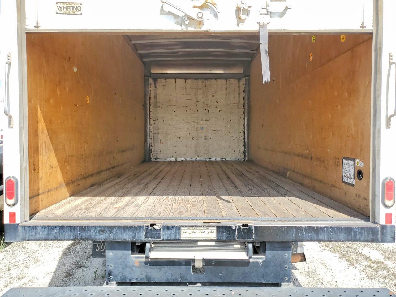 2019 GMC Savana BOX Truck