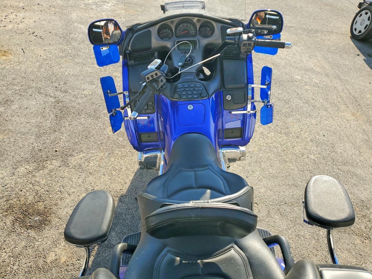 2005 Honda GL1800