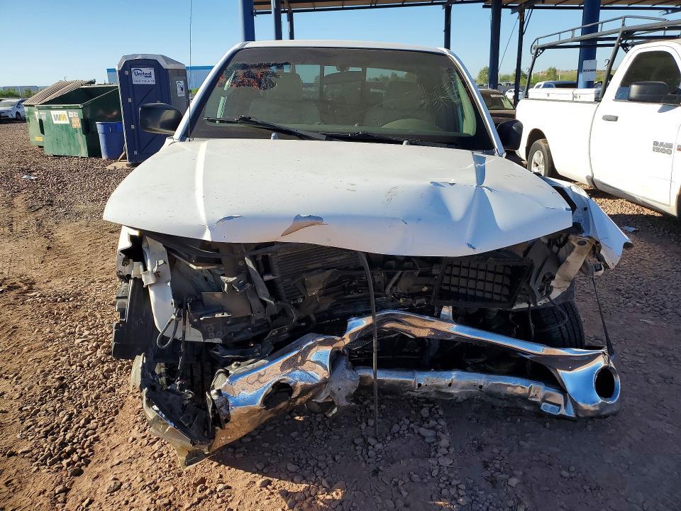 2005 Nissan Frontier SE