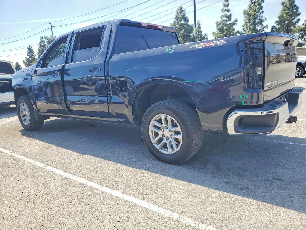 2024 Chevrolet Silverado K1500 LT-L