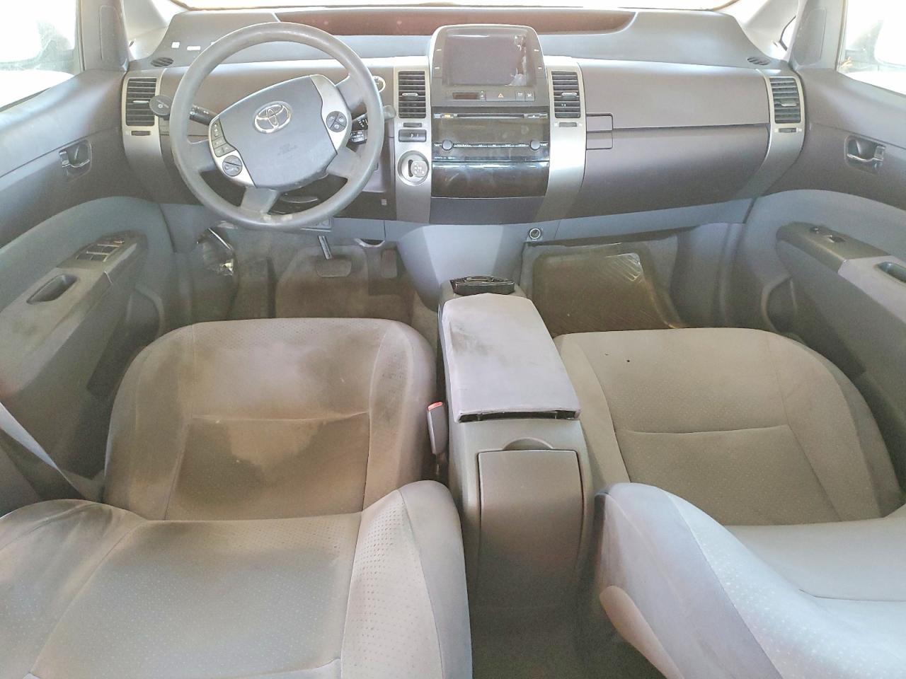 2004 Toyota Prius Base