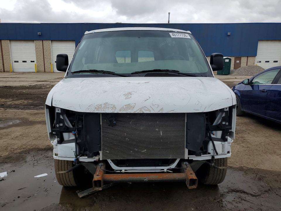 2022 Chev Rolet Express 2500 Cargo Delivery van