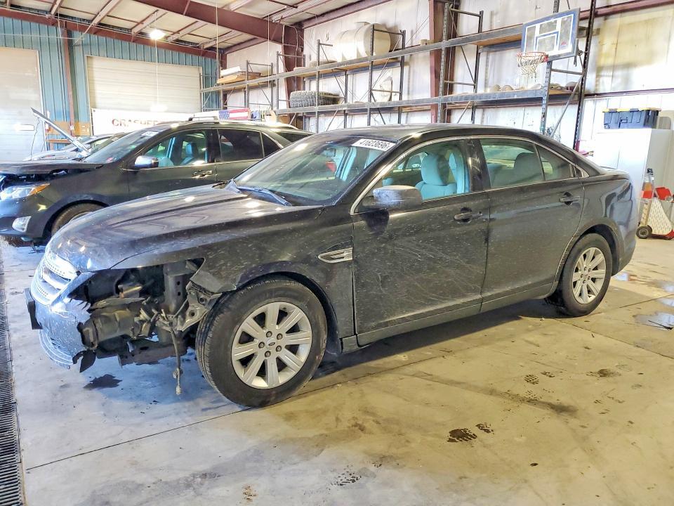 2010 Ford Taurus se