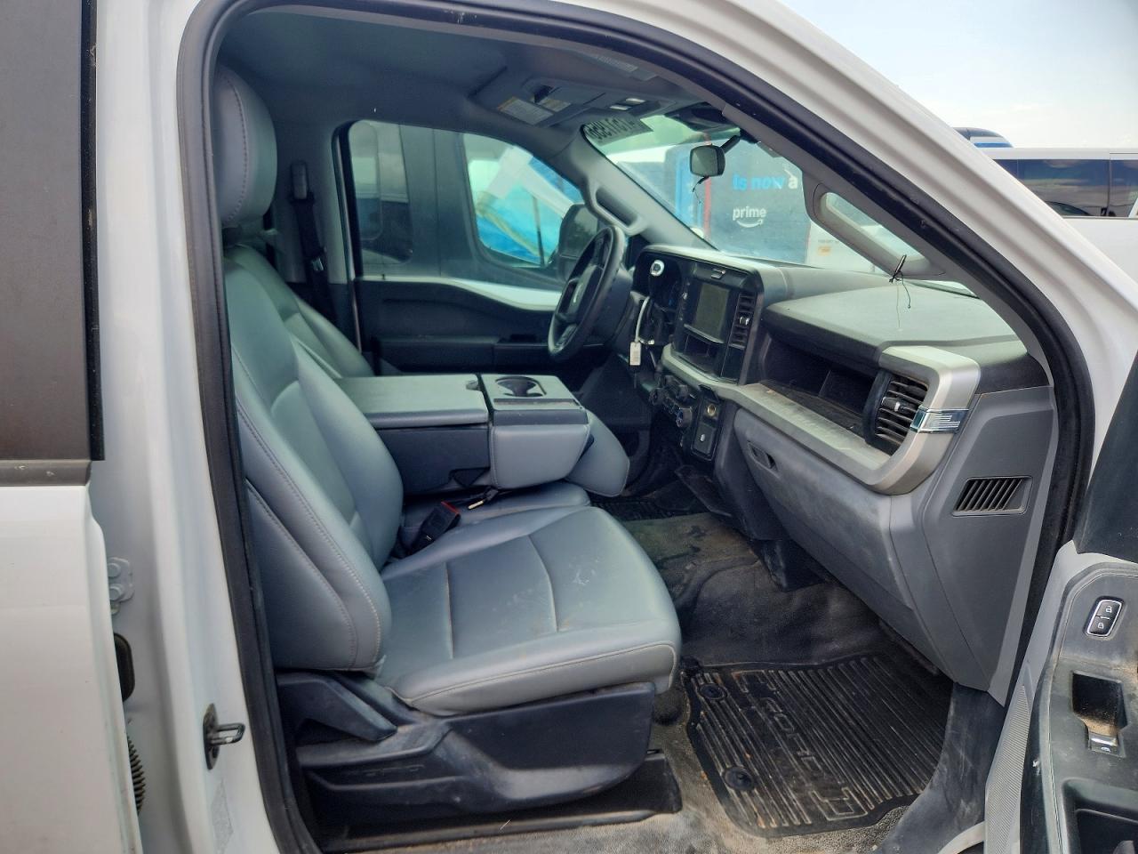 2025 Ford F350 Super Duty Truck Cab AND Chassis