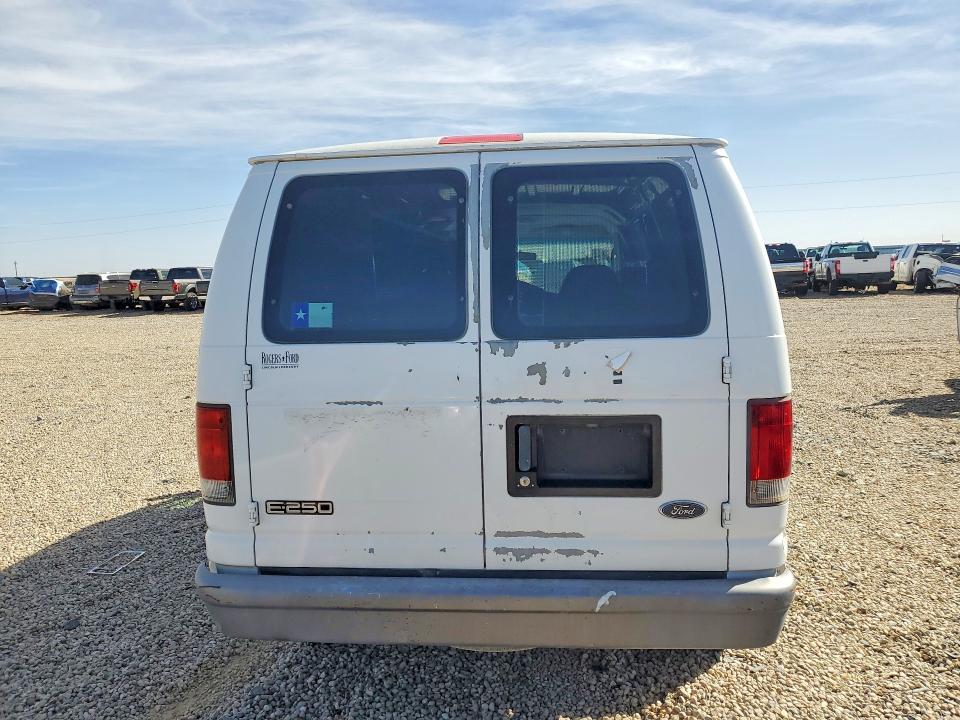 2003 Ford Econoline E250 van