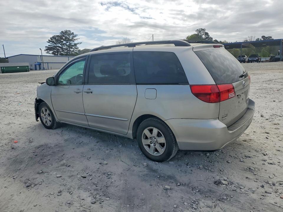2004 Toyota Sienna le 7 Passenger