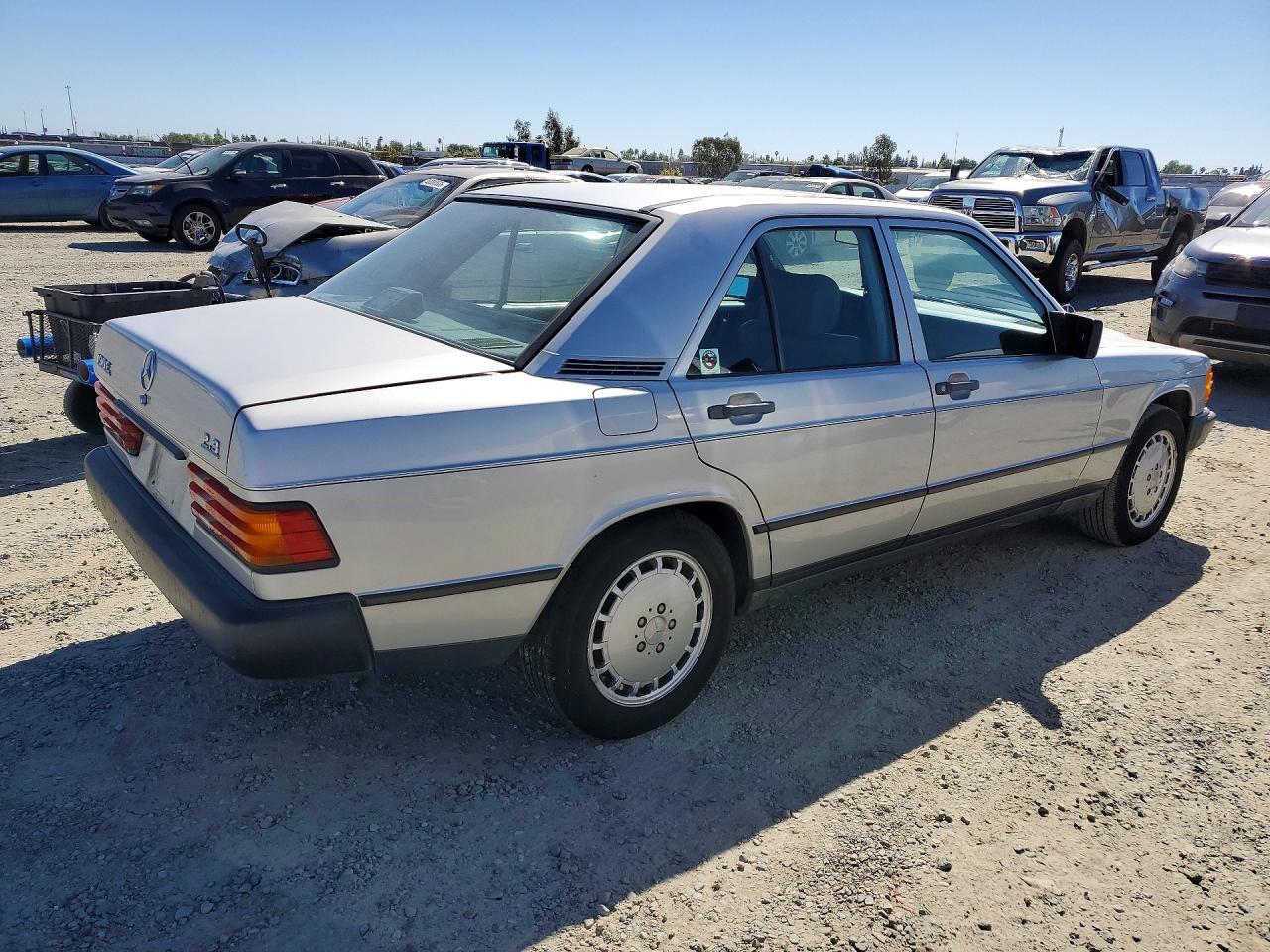 1987 Mercedes-Benz 190 e 2.3