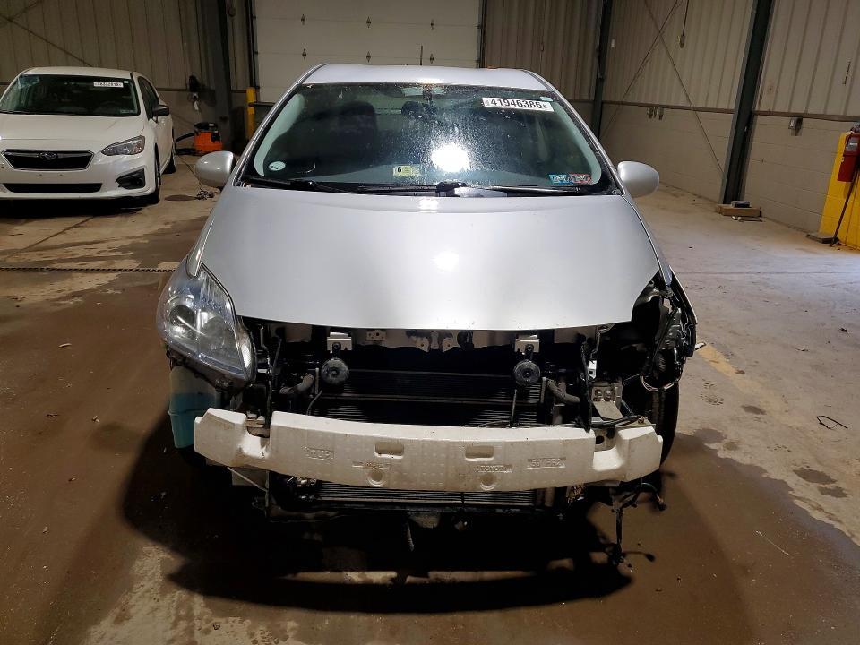 2010 Toyota Prius iv