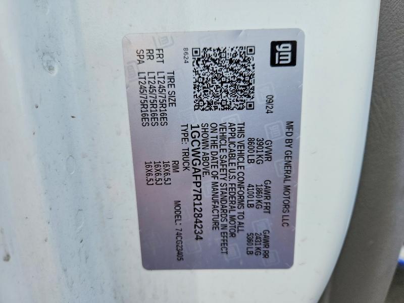 2024 Chev Express G2500