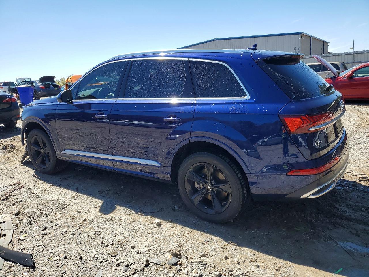 2022 Audi Q7 Premium Plus