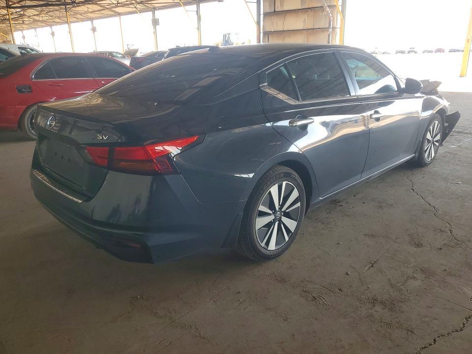 2021 Nissan Altima 2.5 sv