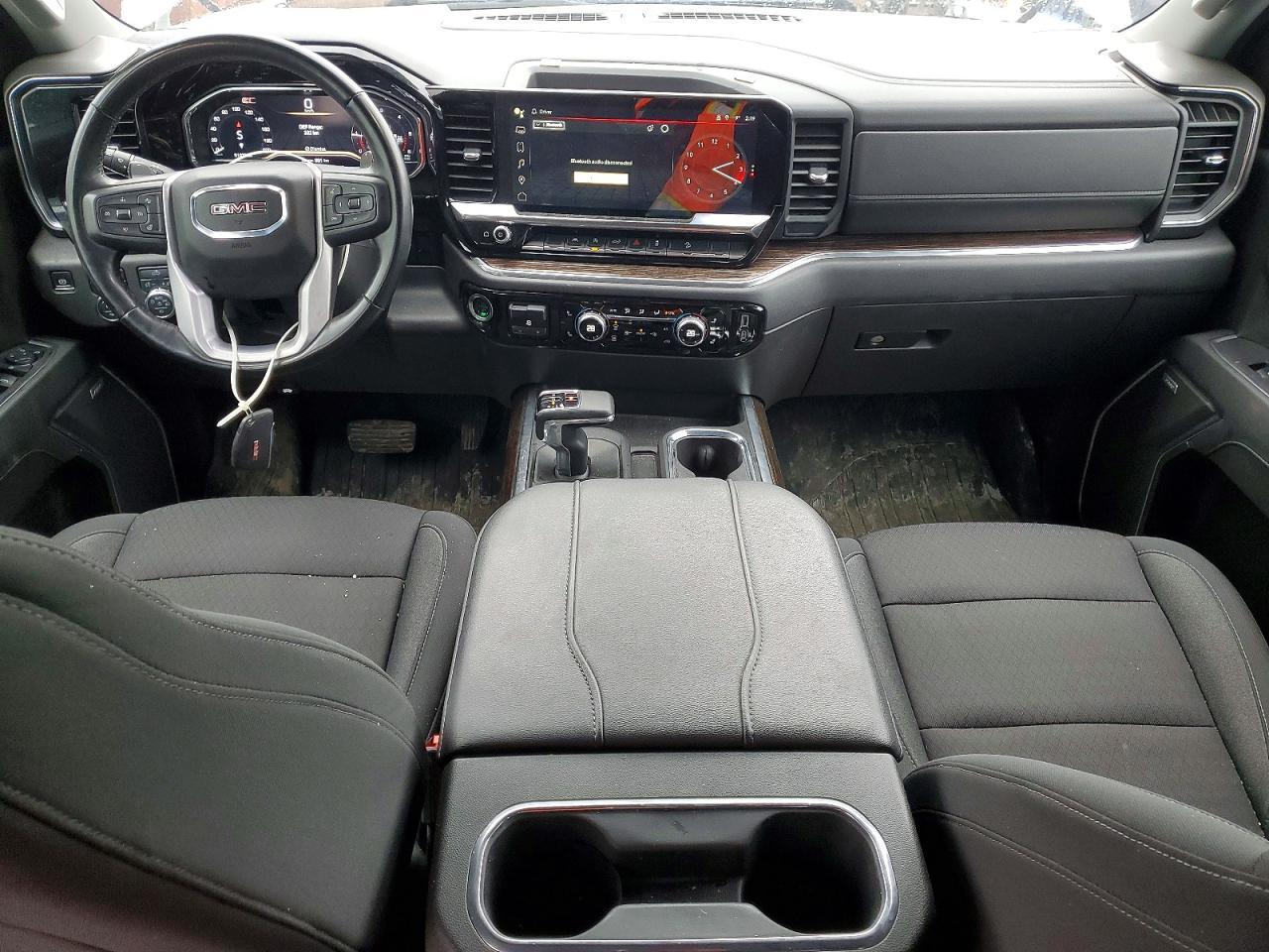 2024 GMC Sierra K1500 Elevation