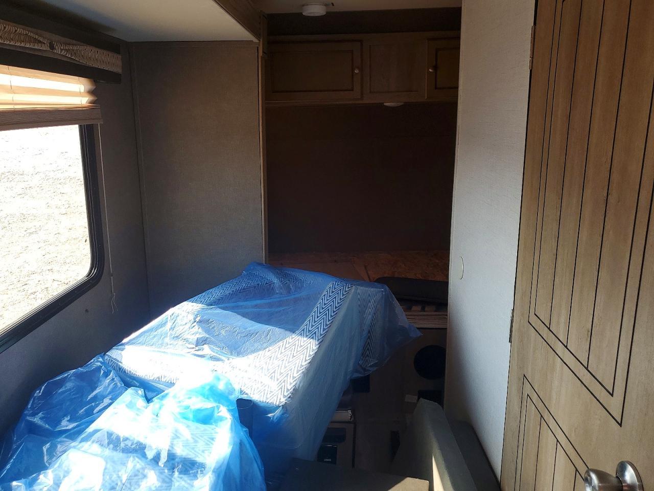 2017 Foresriver 2017 Forest River REAL-LITE Camper