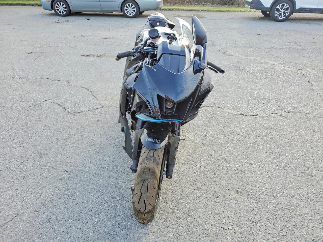 2023 Yama YZFR7
