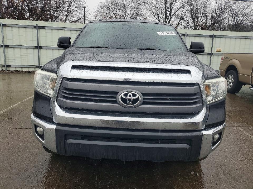 2014 Toyota Tundra SR5