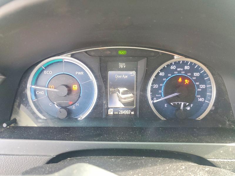 2017 Toyota Camry Hybrid le