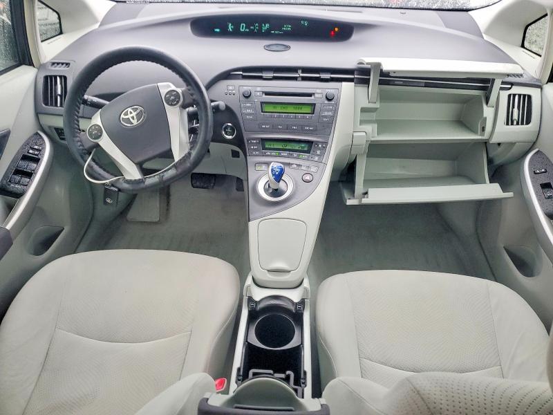 2010 Toyota Prius i
