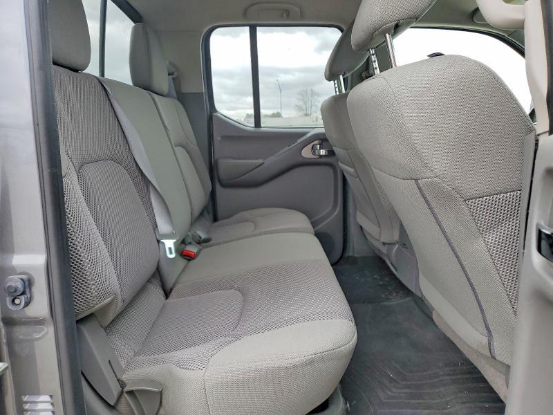 2018 Nissan Frontier SV