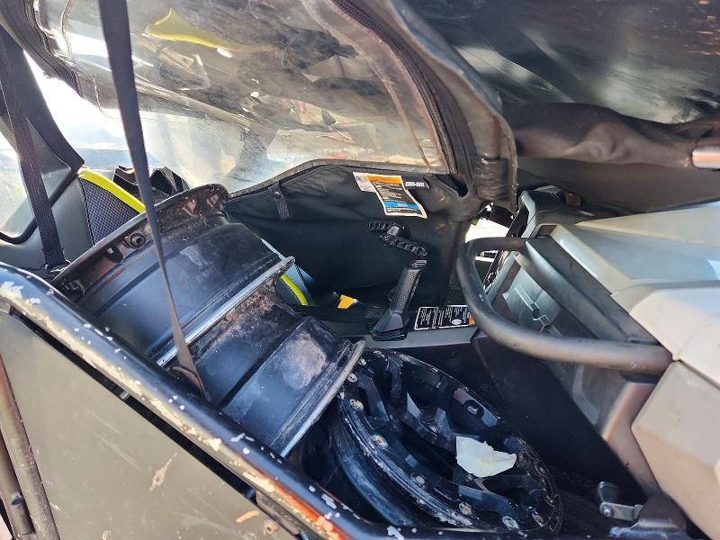 2015 Can-Am Maverick Utility Vehicle