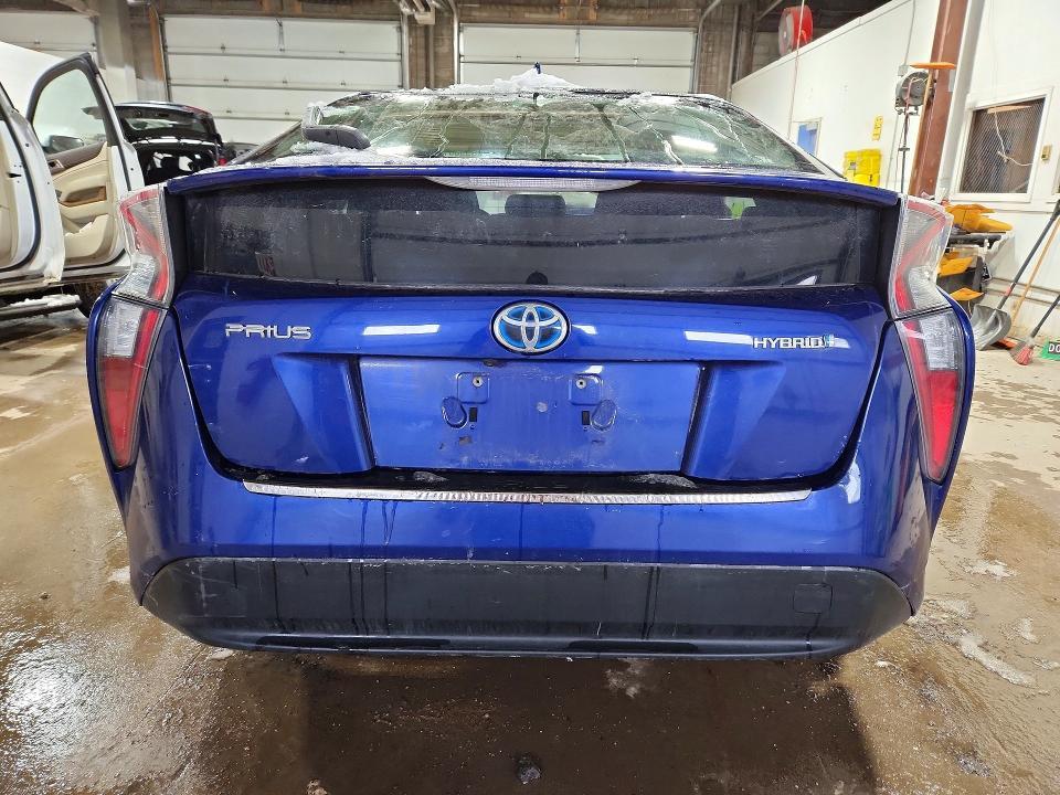 2016 Toyota Prius Three
