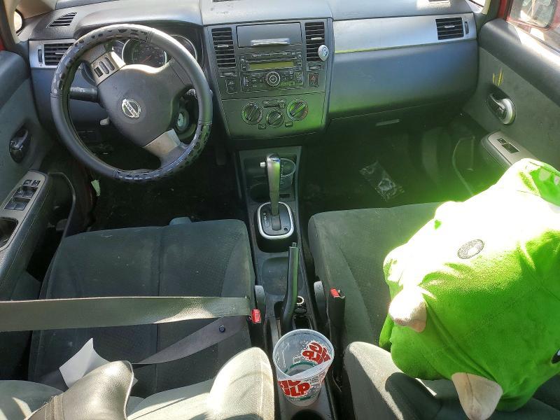 2011 Nissan Versa 1.8 s