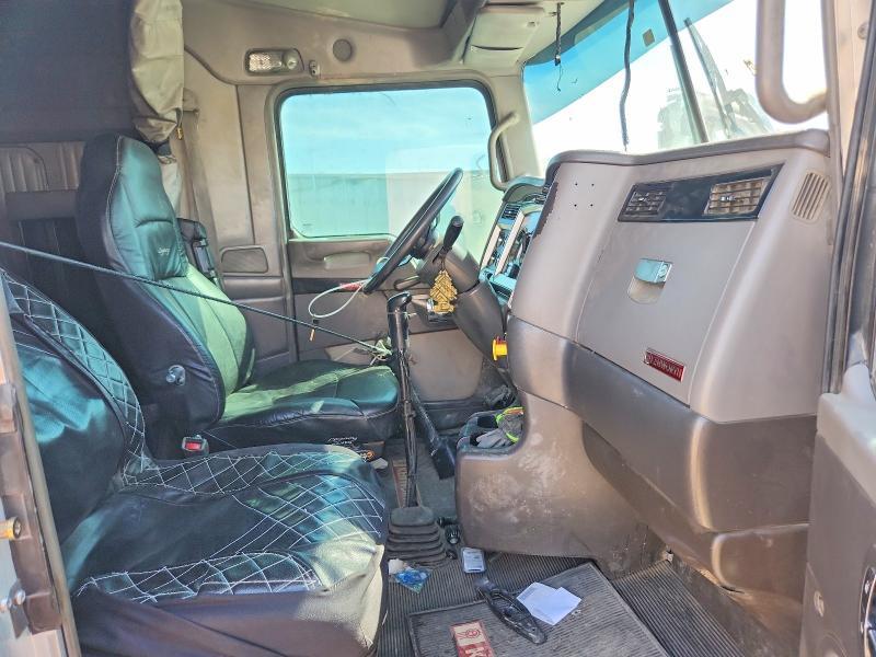 2007 Kenworth T660 Semi Truck