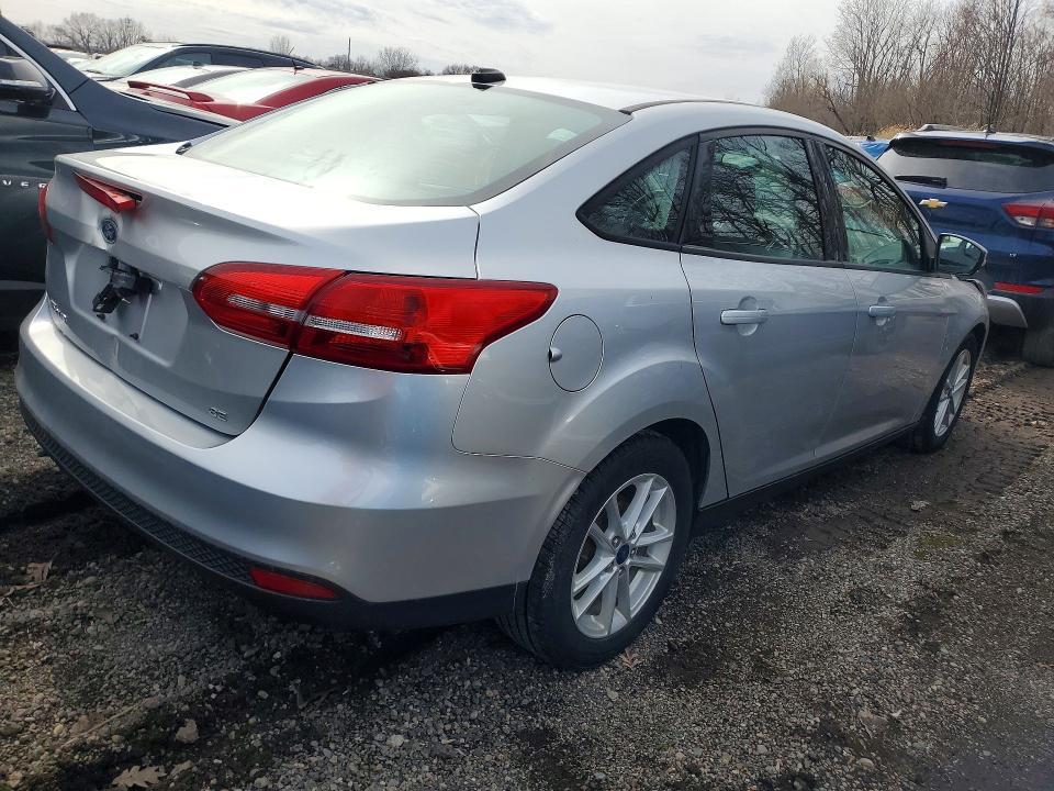 2017 Ford Focus se