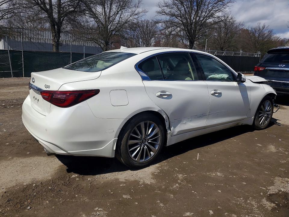 2024 Infiniti Q50 Luxe