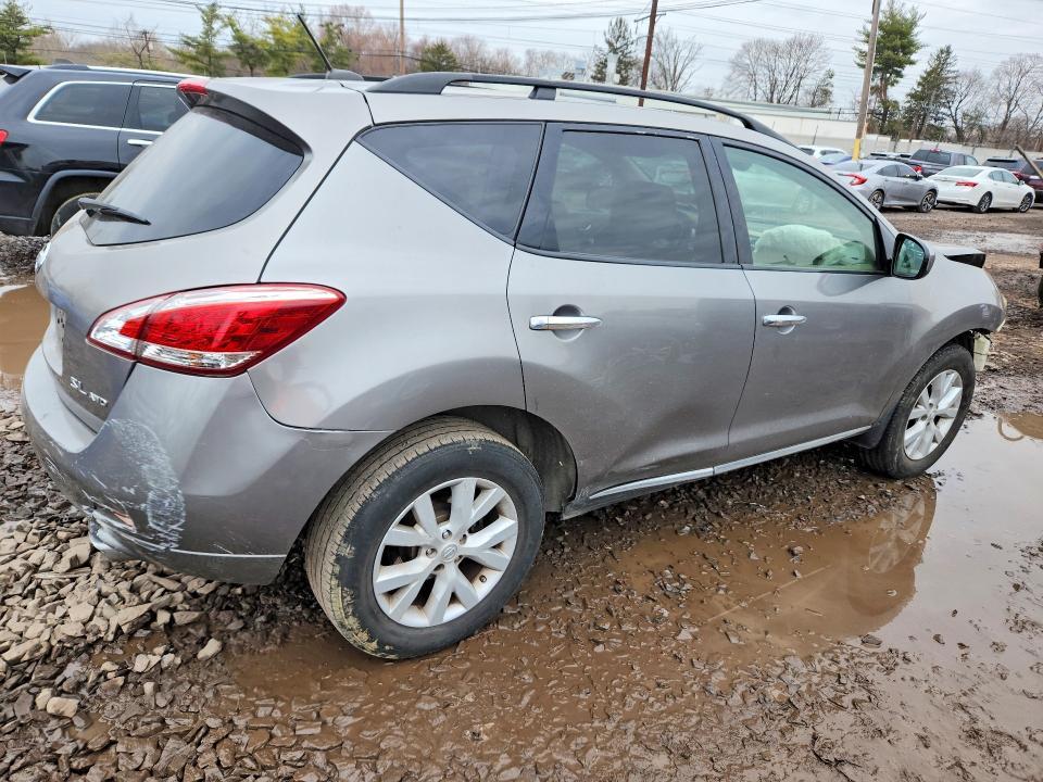 2011 Nissan Murano s