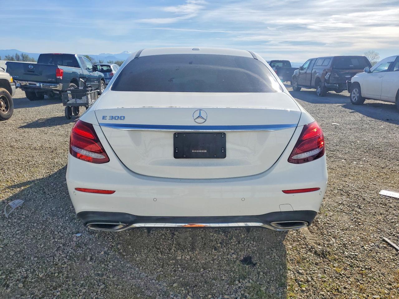 2018 Mercedes-Benz E 300