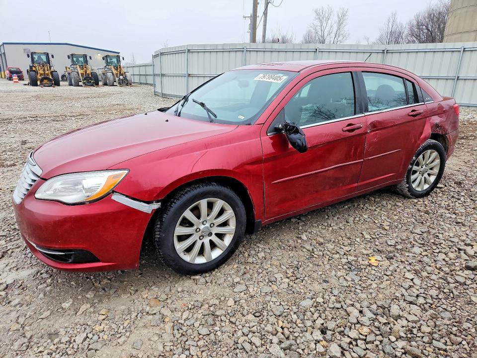 2013 Chrysler 200 Touring