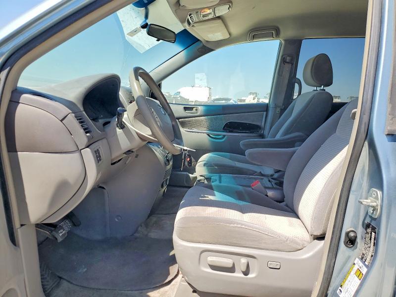 2008 Toyota Sienna le 8-passenger