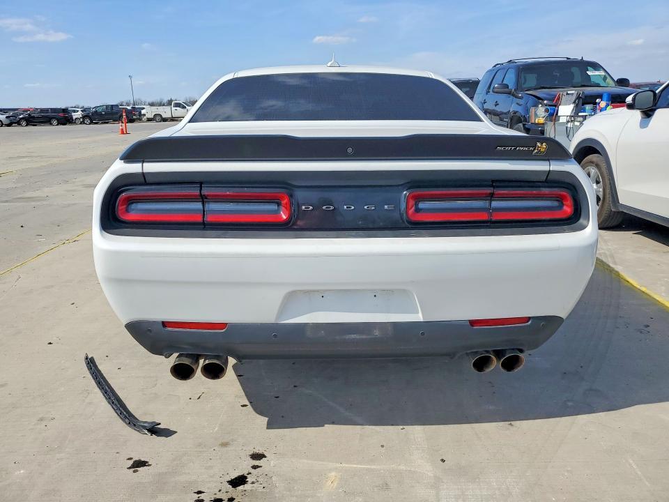 2021 Dodge Challenger r