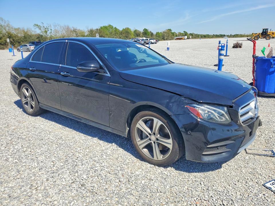 2017 Mercedes-Benz E 300