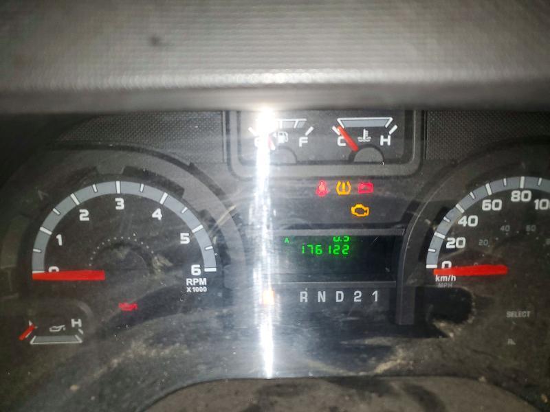 2010 Ford Econoline E350 Super Duty van