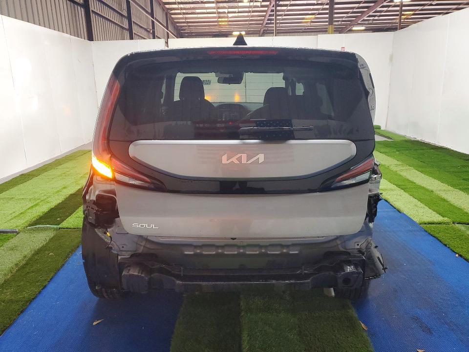 2025 KIA Soul lx