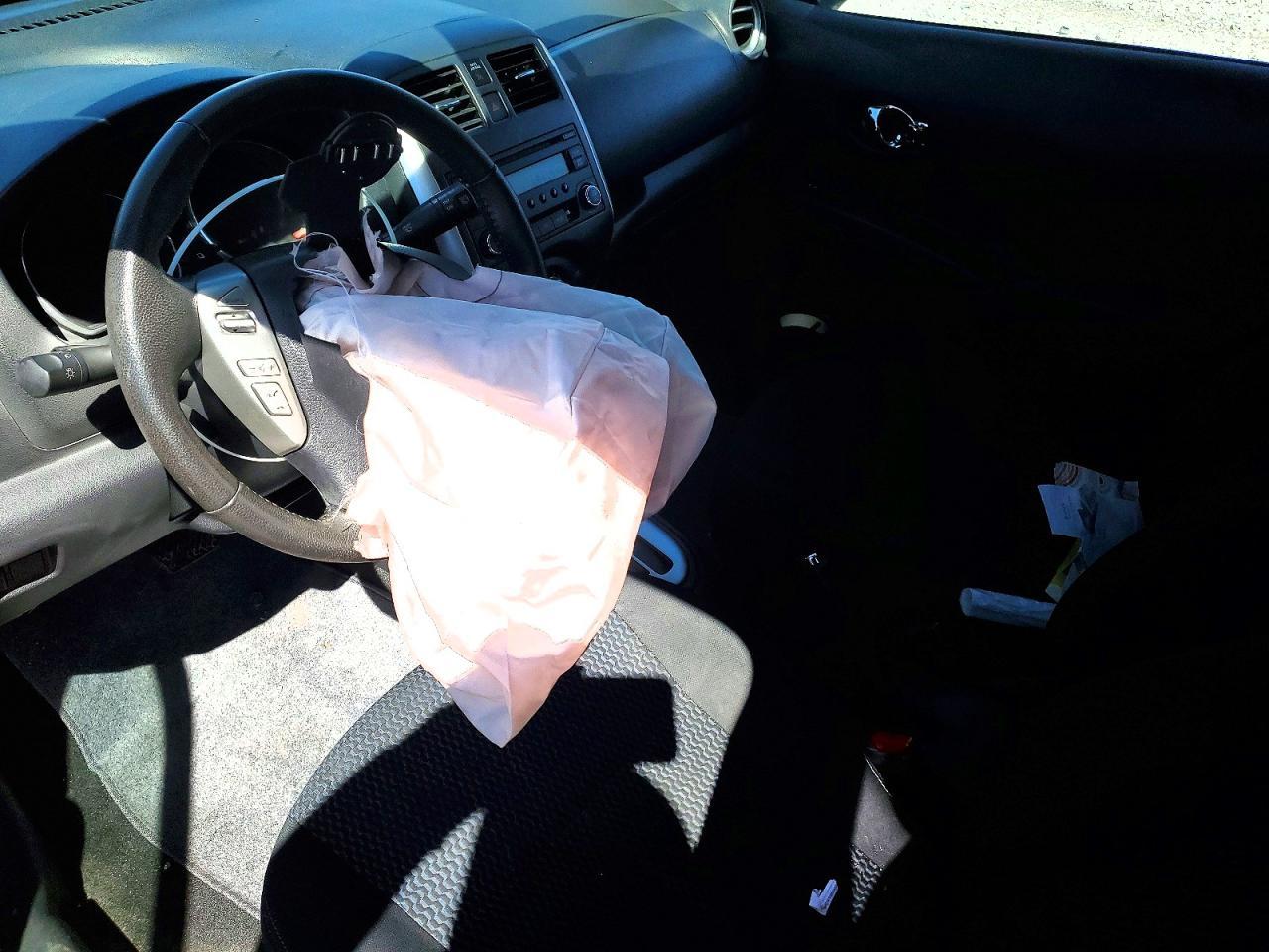 2014 Nissan Versa Note sv