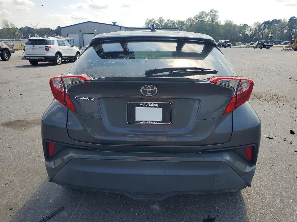 2020 Toyota C-hr le