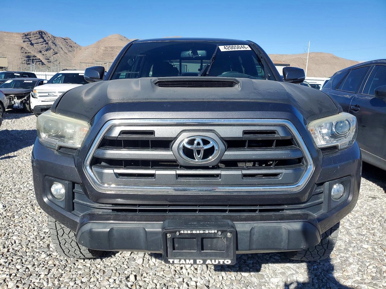 2016 Toyota Tacoma TRD Sport