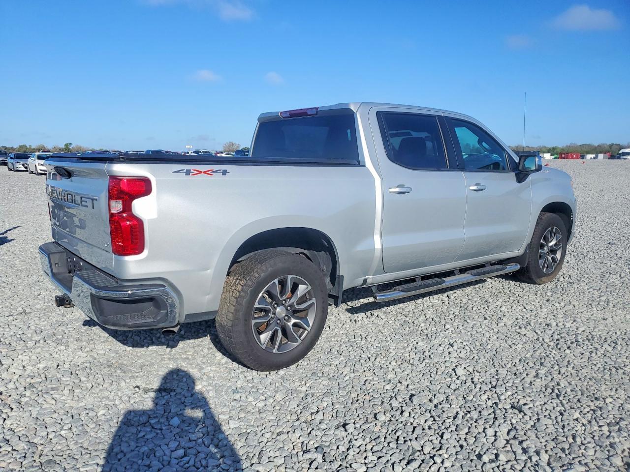 2022 Chevrolet Silverado K1500 LT-L