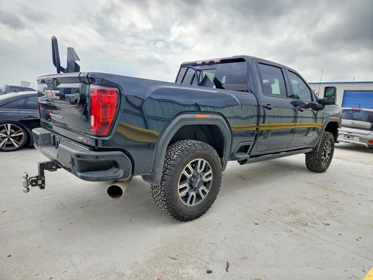 2021 GMC Sierra K2500 AT4